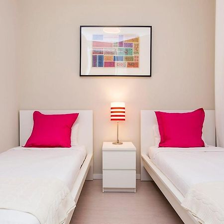 Stay U-Nique Apartments Floridablanca II Barselona Dış mekan fotoğraf