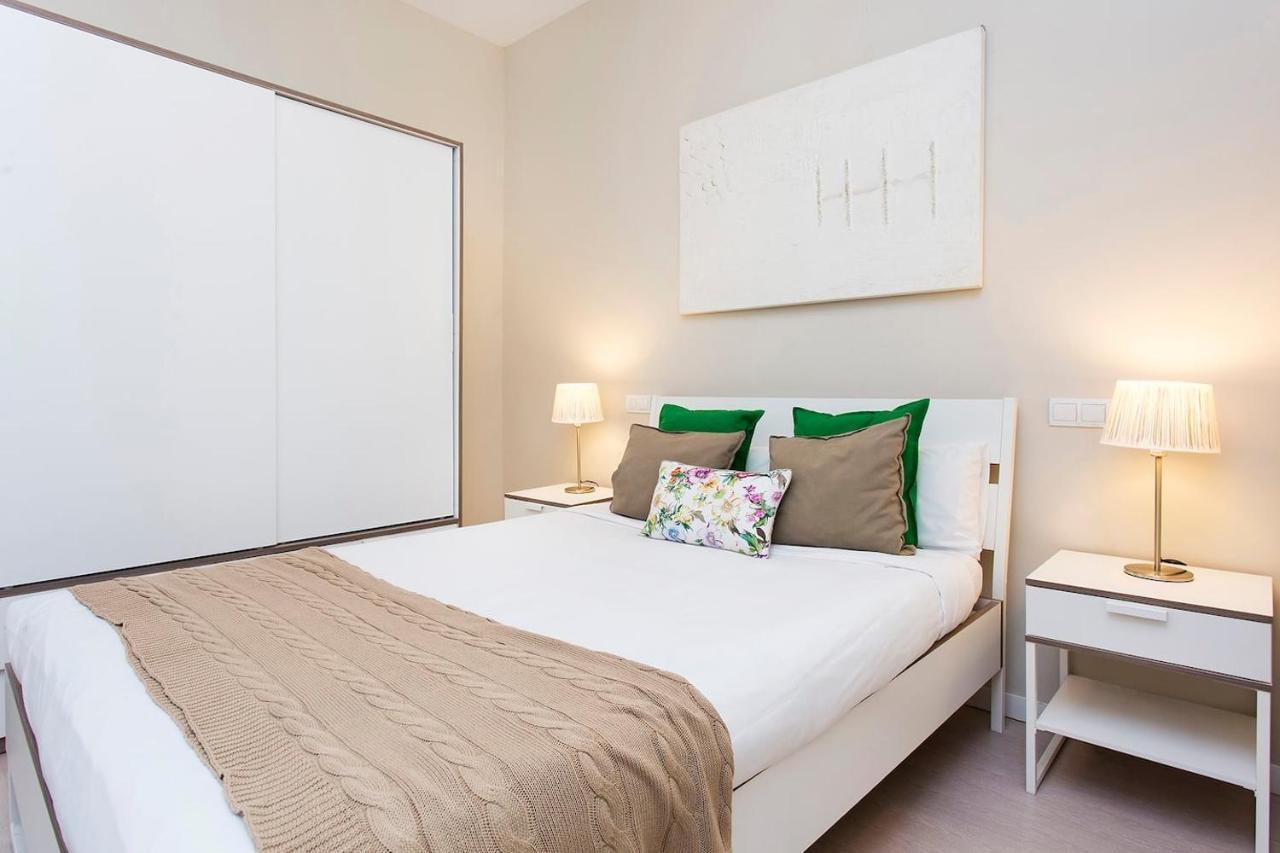 Stay U-Nique Apartments Floridablanca II Barselona Dış mekan fotoğraf